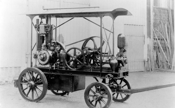 Gasoline Engine by Daimler